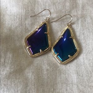 Kendra Scott Blue/Purple Drop Earring in Gold Trim